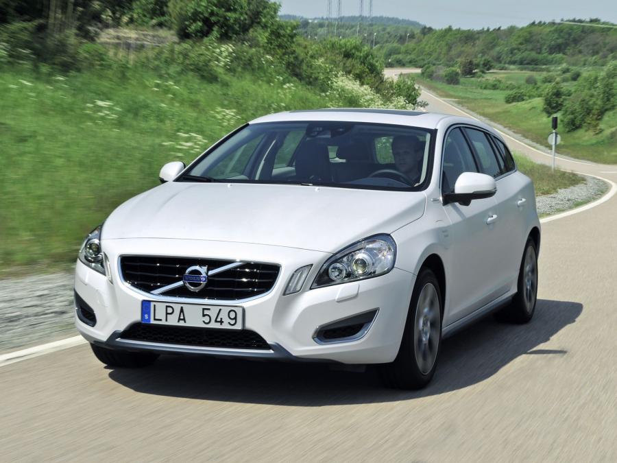  Volvo V60 Plug-in Hybrid 2011 года  (фото 50 из 68)